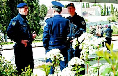 Radio u 'fušu': Policajac na bolovanju izdavao kazne?