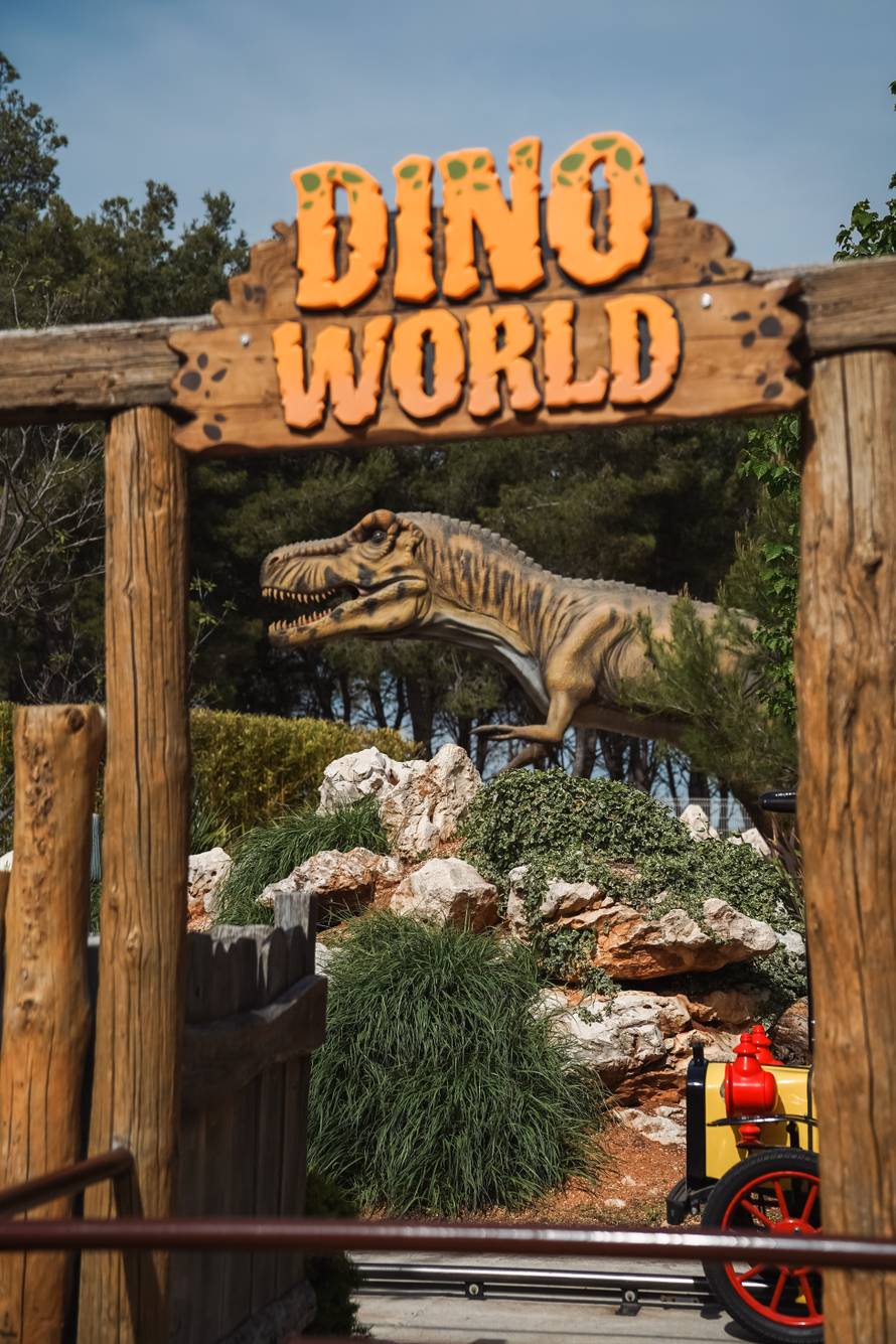 Najveća zabavna atrakcija na Jadranu zove se Dalmaland!