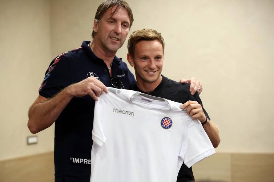 Rakitić s Hajdukovim dresom: Ha, možda tu i završi karijeru