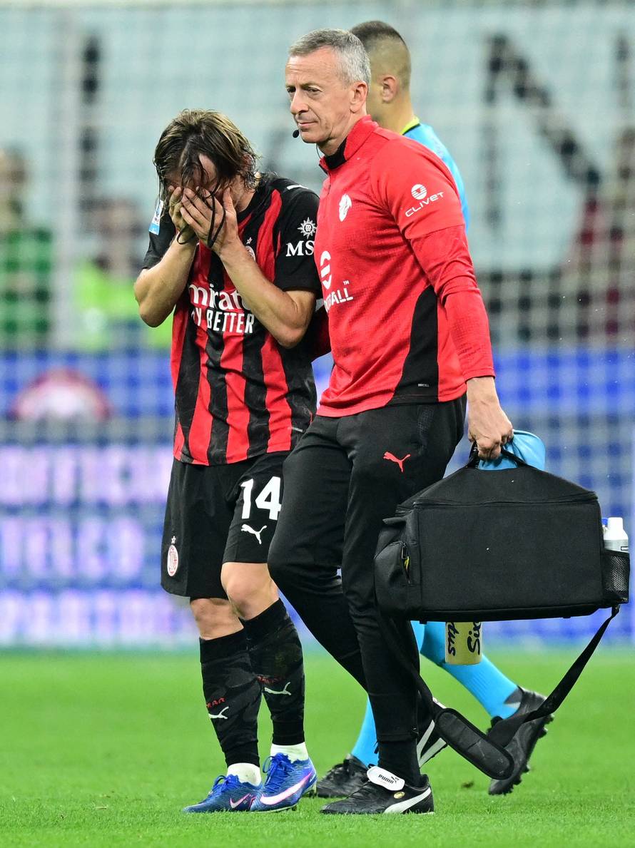 Serie A - AC Milan v Juventus