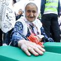 Udovice Srebrenice ne nalaze mir: 'Milovala sam sina po kosi i rekla da ga neću ostaviti...'