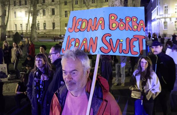 Zagreb: Održan jubilarni 10. Noćni marš za prava žena "Žene – kičma otpora"