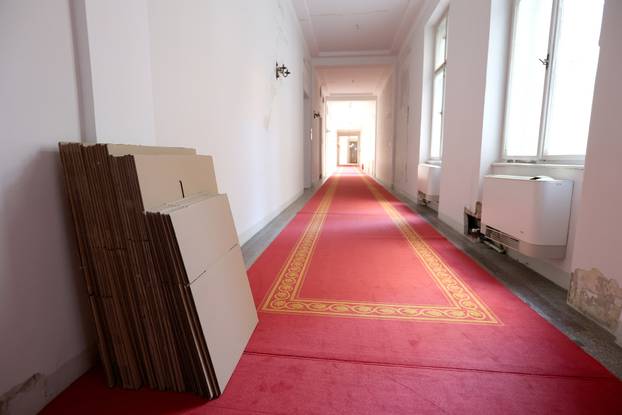 Zagreb:  U Saboru je sve spremno za pocetak preseljenja 