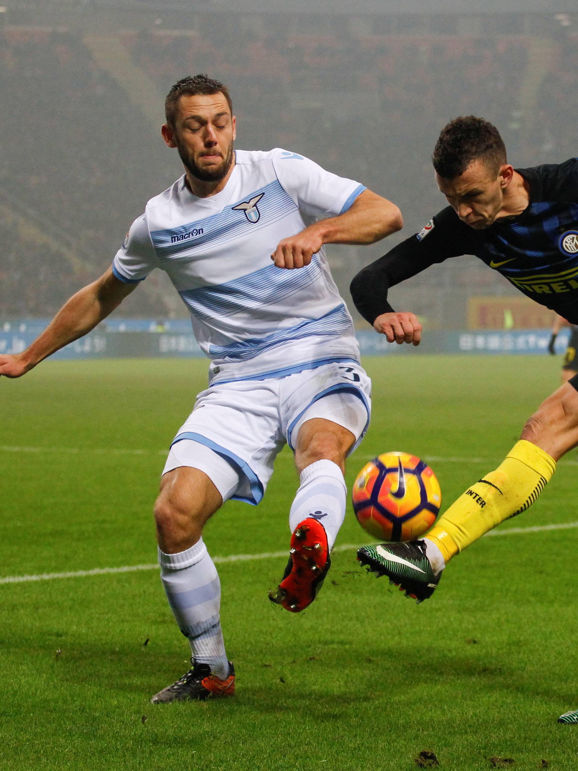 Football Soccer - Inter Milan v Lazio - Italian Serie A