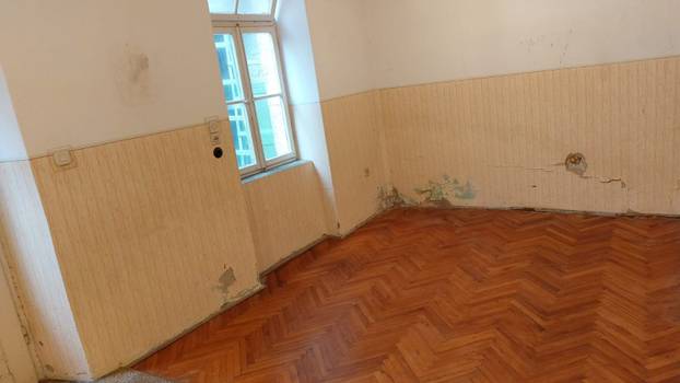 FOTO Ova kuća na Rabu ima 40 m2. Za nju traže 250.000 eura!