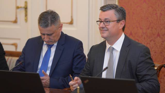 'Orešković misli  da Karamarko nije u stanju voditi Hrvatsku'