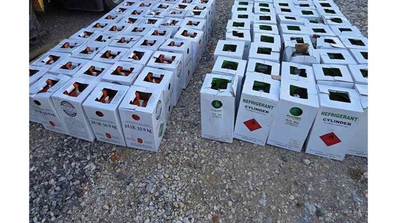 Sedam Hrvata, dva Srba i Bugar švercali skoro šest milijuna cigareta.  Uhvatila ih policija