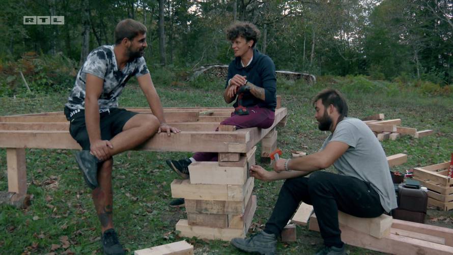 Tračevi se brzo šire na Farmi! 'Cilj je moja zaštita, da se tresu na glasanju. Neznanje je strah'