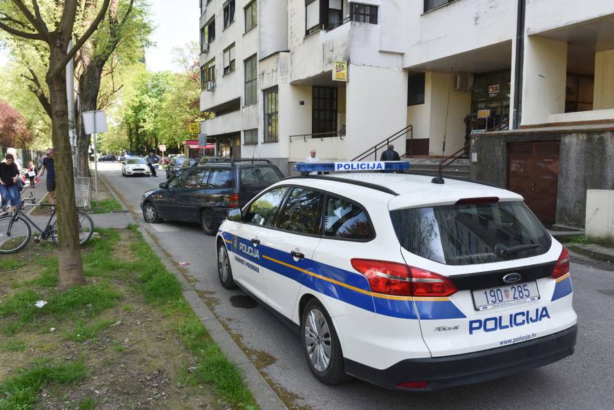 Ekskluzivna snimka: Autom je nasrnuo na trojicu u Zagrebu!