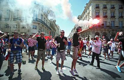 UŽIVO iz Bordeauxa: Policijski psi pretražili stadion i navijače