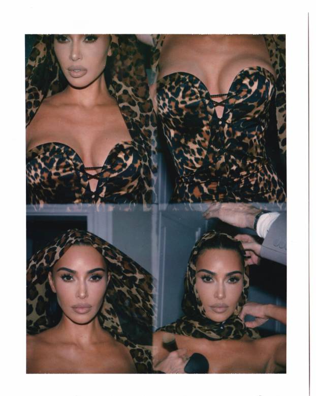 FOTO Kim jedva ugurala grudi u seksi haljinu za premijeru serije