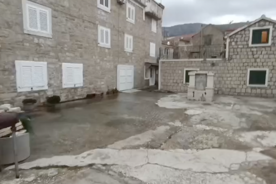 Ka&scaron;tel Su&cacute;urac