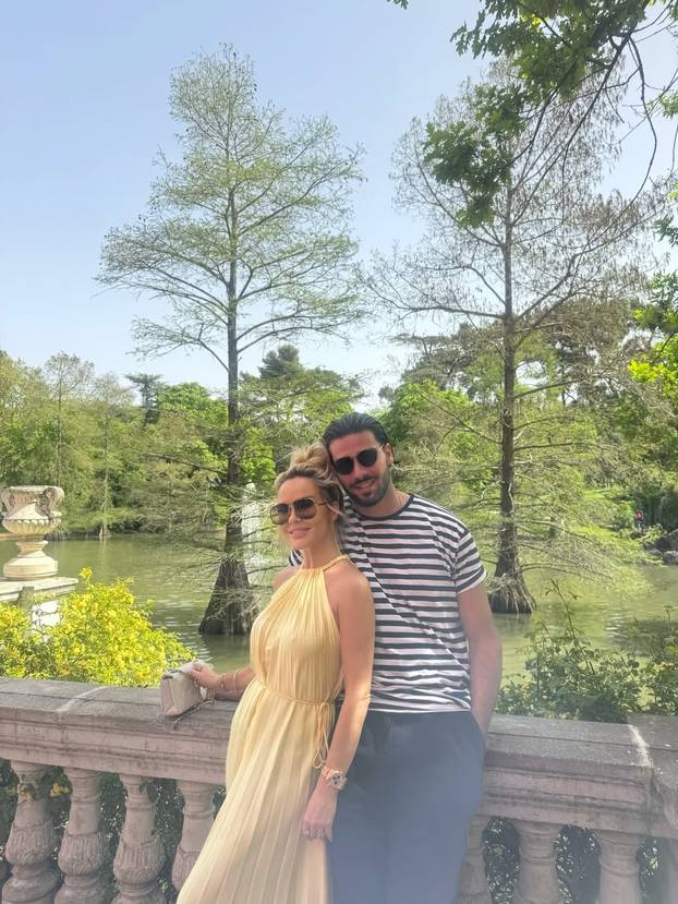 FOTO Pala pusa, a sad ruke ne puštaju! Savršeni Šime i Maja u romantičnoj šetnji Madridom