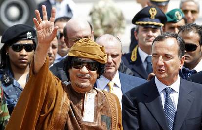 Gadafi stigao u prijateljski posjet Berlusconiju u Rim