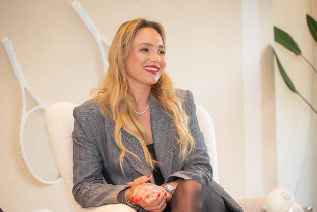 Zagreb: Predstavljanje ekskluzivne suradnje najbolje hrvatske tenisačice Donne Vekić i piva Stella Artois