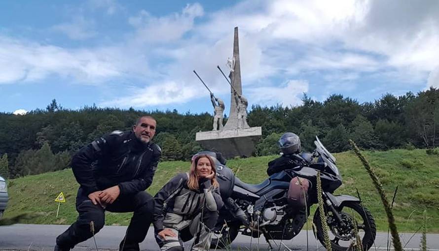 Rupčić odveo ženu na medeni mjesec: Najdepresivnija zemlja