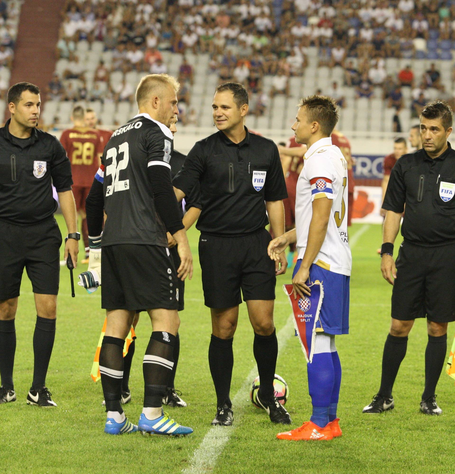 Ta kobna Rijeka: Kek srušio i Pušnika, Hajduk opet izgubio