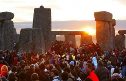 Stonehenge: Misteriozni spomenik privlači milijune ljudi