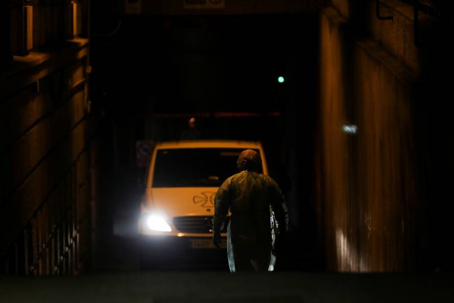 Coronavirus disease (COVID-19) outbreak in Madrid