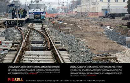 Vlak za Osijek dva puta planuo u vožnji, nije bilo ozlijeđenih 