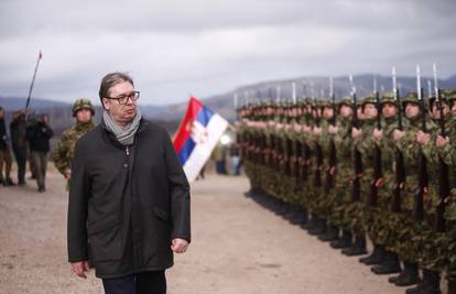 Aleksandar Vučić oštro reagirao na optužbe Đukanovića i Kurtija o naoružavanju Srbije