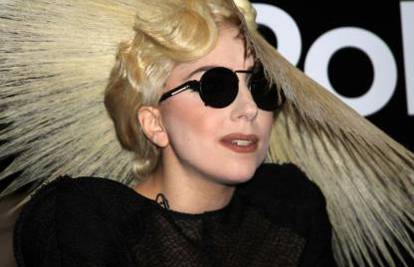 Lady GaGa: Tetin duh me spasio od kokaina i LSD-a