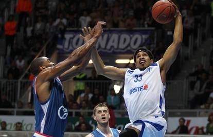 Košarkaše Zadra napustio i bivši NBA-ovac Farmer