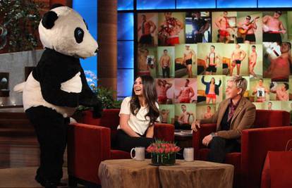 Mila je dobila divovsku pandu: To sam htjela za Valentinovo!