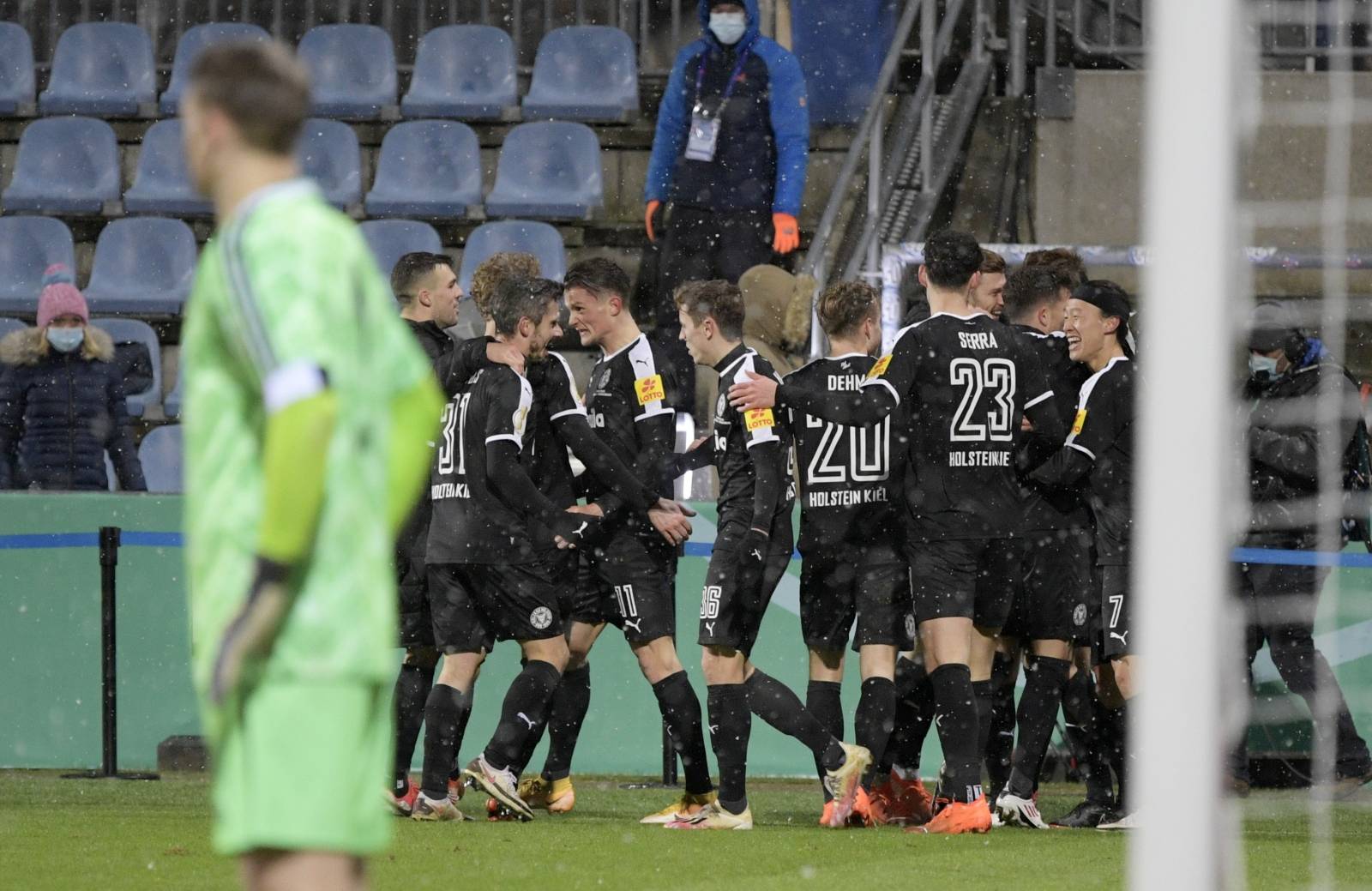 DFB Cup - Second Round - Holstein Kiel v Bayern Munich