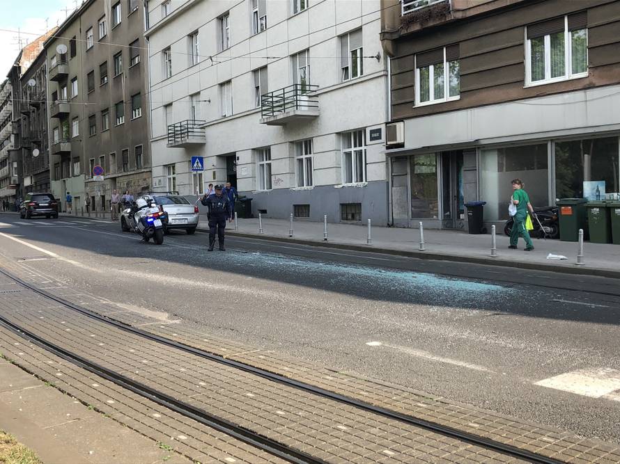 Na Langovom trgu u Zagrebu sudarili se autobus i tramvaj