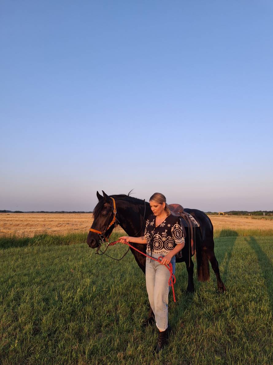 Anita Martinović: Ljubav ne bira ni mjesto ni vrijeme ni kamere