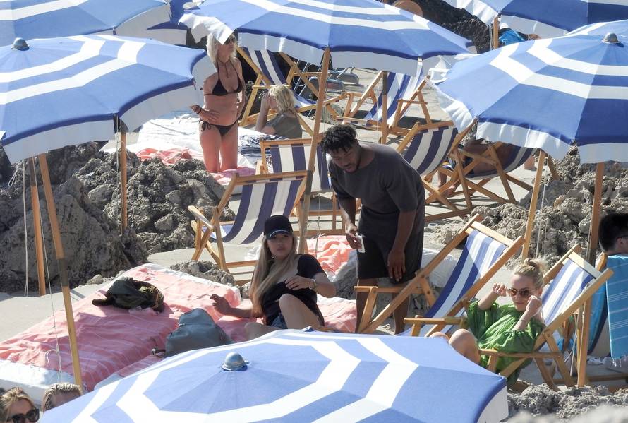 Capri: Heidi Klum i Tom Kaulitz organizirali zabavu za prijatelje u Fontaneli