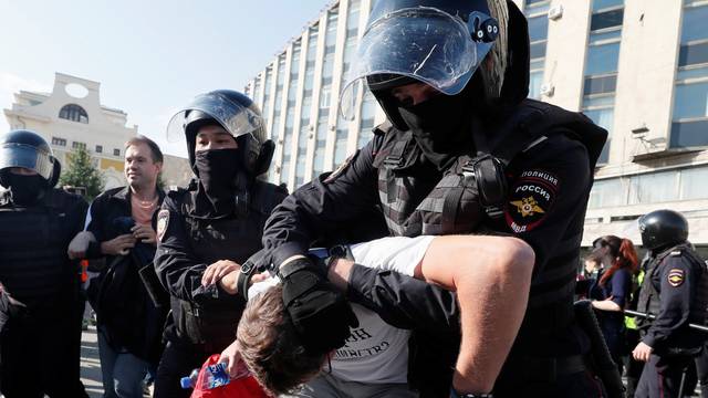 Rally calling for opposition candidates to be registered for elections to Moscow City Duma in Moscow