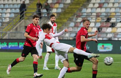 'Imali su dva udarca u okvir i oba zabili. Boli me drugi gol, primili smo ga na dječji način...'