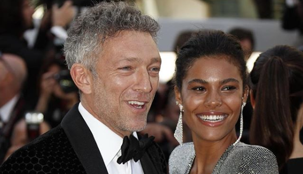 Ljepotica stigla u Cannes nakon navodnog razvoda od 30 godina starijeg: Nije izgledala sretno...