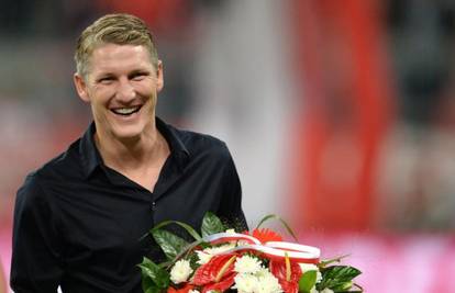 Schweinsteiger ostavio svoju manekenku zbog A. Ivanović?