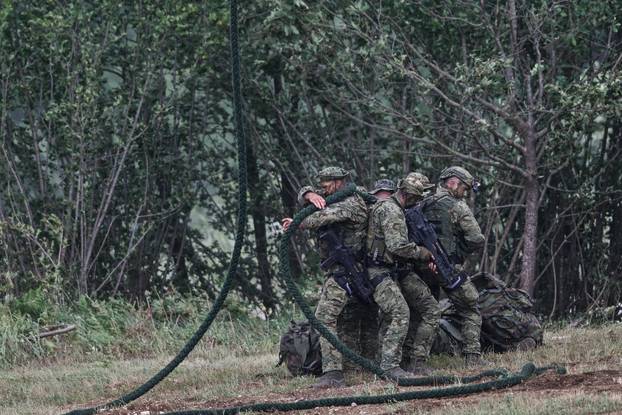 Slunj: Međunarodna vojna vježba "Borbena moć 26" okupila hrvatske i savezničke snage