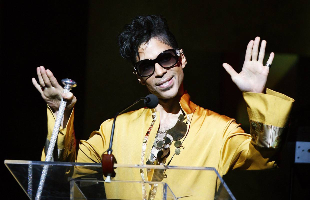 Prince je volio štikle i šarenu odjeću, danima nije spavao, a šuška se kako je operirao i kuk
