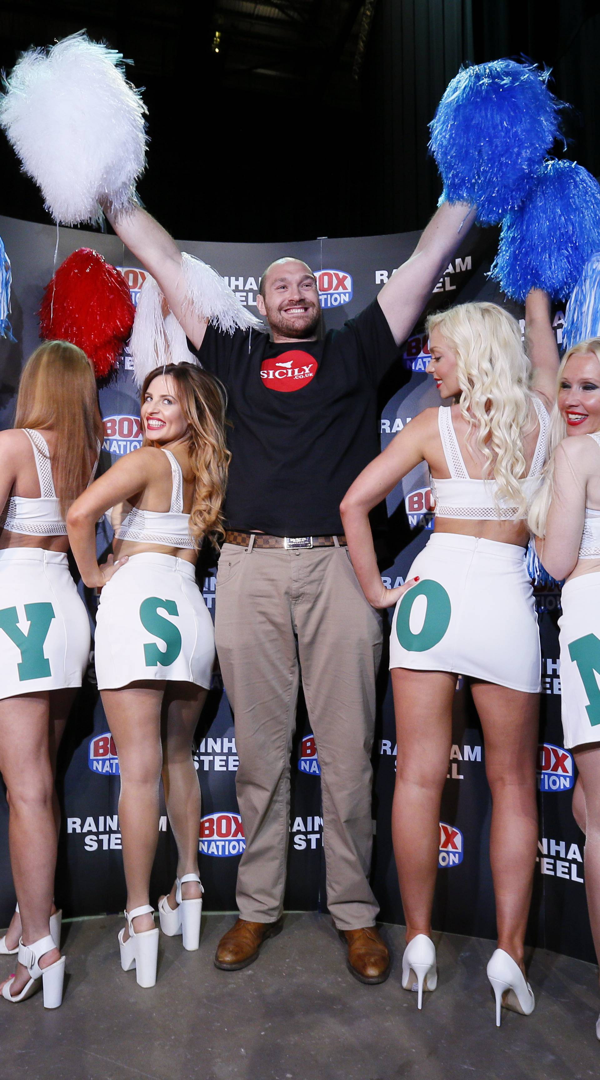 Tyson Fury & Wladimir Klitschko Head-to-Head Press Conference