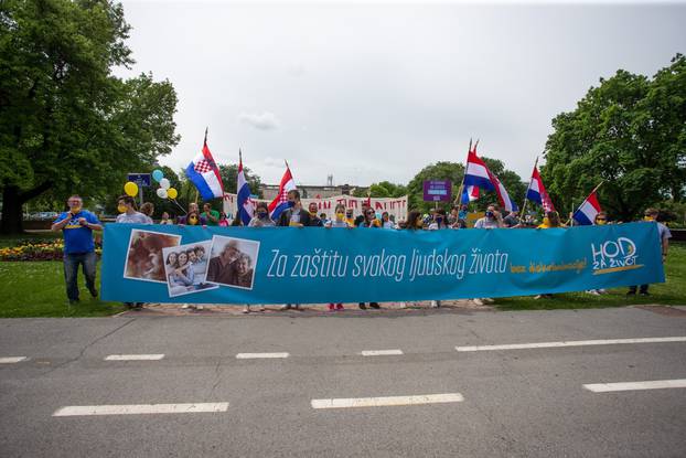 Osijek: Održan 2. Hod za život, obitelj i Hrvatsku