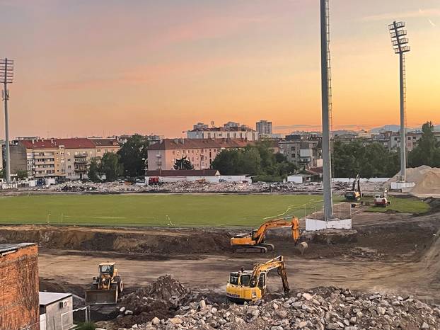 FOTO Stadiona u Kranjčevićevoj više nema! Srušili ga do temelja