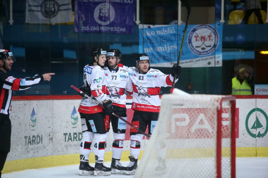 Medvjedi posuđivali igrače na dan utakmice i popili 7 komada