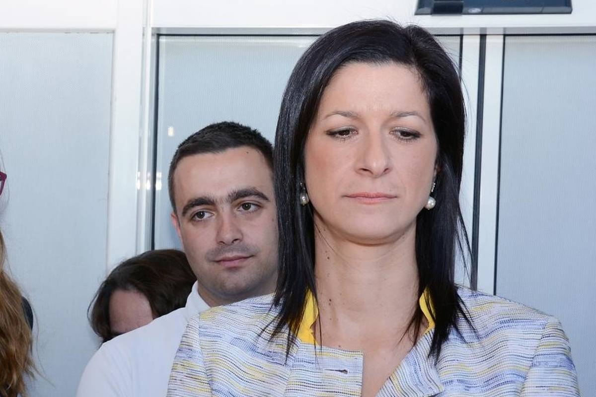 Ponovljeni izbori na biračkom mjestu 8. u Petrinji ne dovode u pitanje pobjedu HDZ-ove Komes
