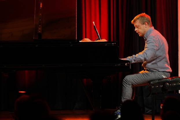 Banja Luka: Matija Dedić i Vasil Hadžimanov održali zajednički jazz koncert