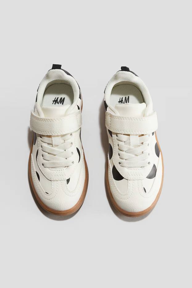 Pregledali smo ponudu! Nove tenisice za novu školsku godinu