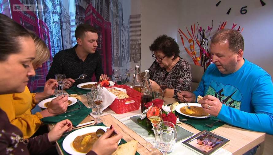 Adil oduševio goste: Skupio je 35 bodova pa preuzeo vodstvo