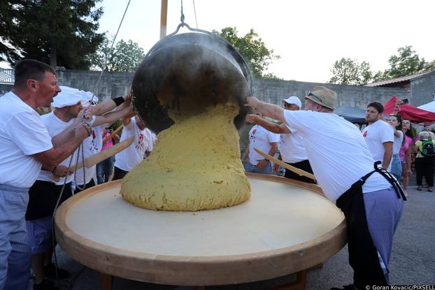 Čavle: Festival palente i sira