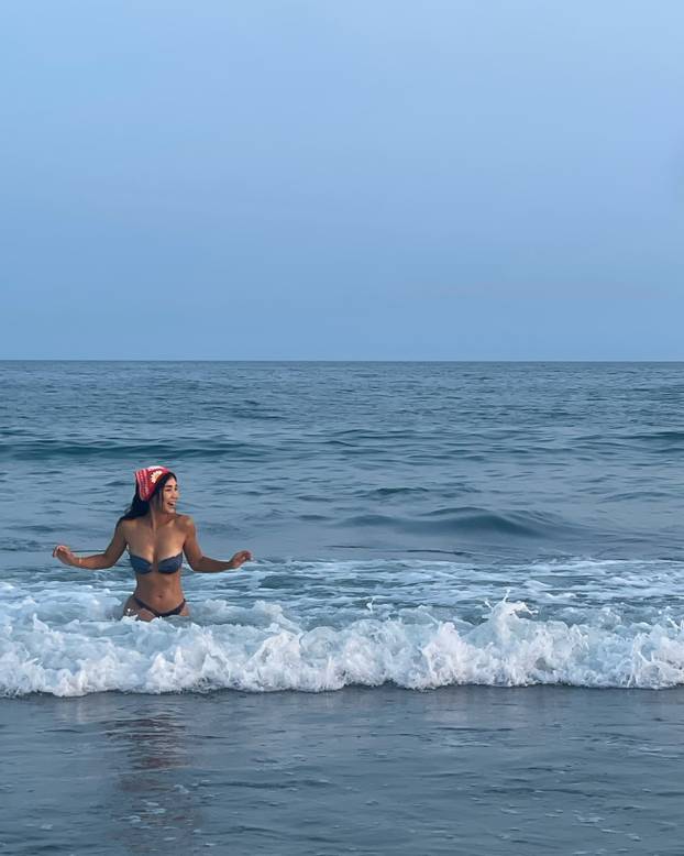 FOTO Nitko ne može vjerovati, ali istina je... Ova učiteljica iz Kalifornije ima 48 godina!