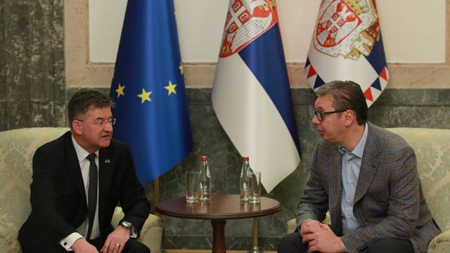 Beograd: Aleksandar Vučić sastao se s Miroslavom Lajčakom,  specijalnim predstavnikom EU za dijalog Beograda i Prištine 