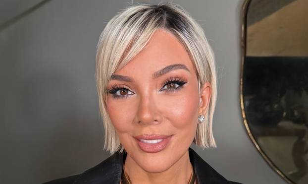 FOTO Kris Jenner šokirala novim izgledom! Zategnula lice, a kosa više nije crna: 'Izgleda mlađe...'